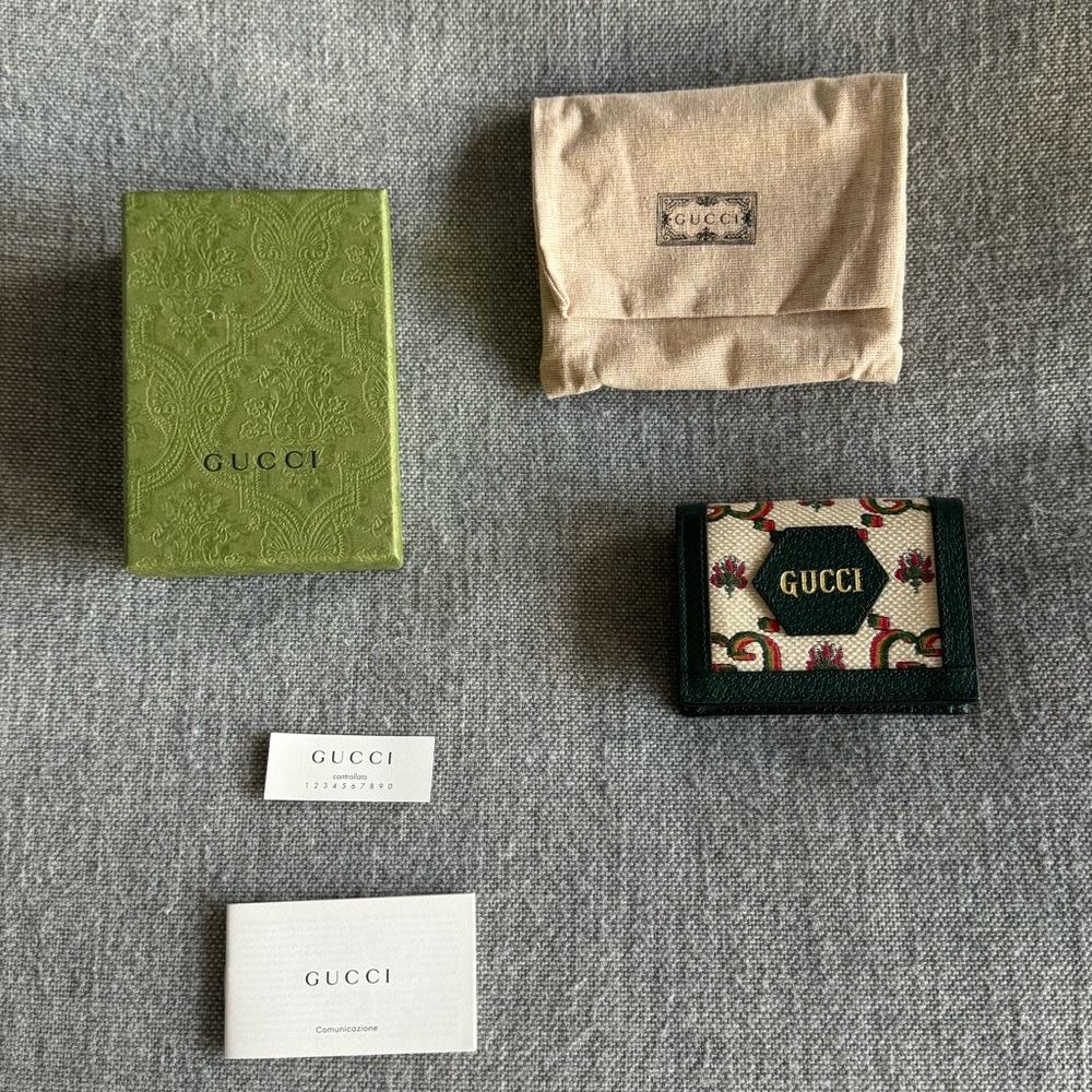 Gucci 100 collection wallet